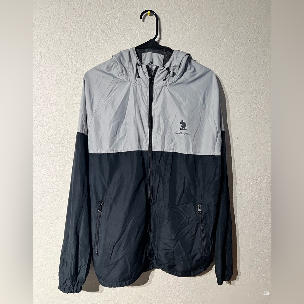 WDW Wind Breaker